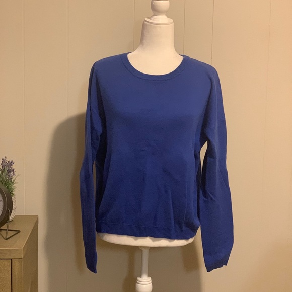 Octavia Blue Crewneck Sweater - Picture 2 of 7